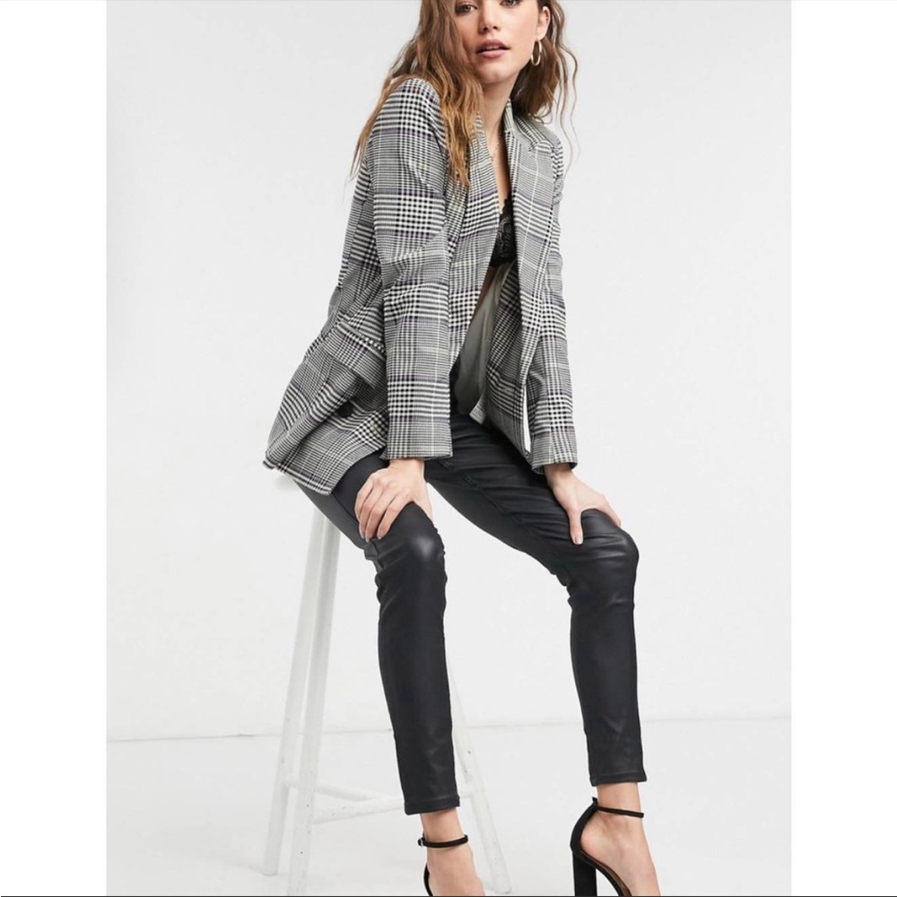 Top shop checked size 6 blazer…